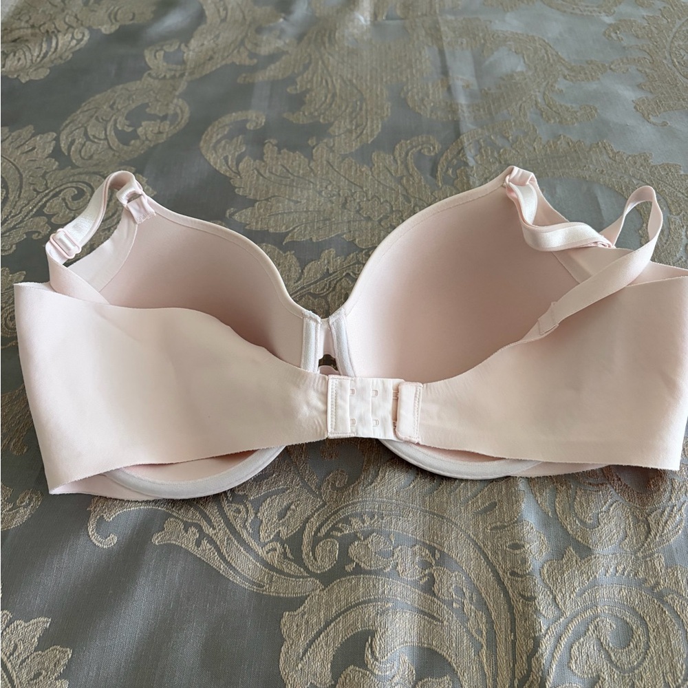 Warner's Beige Smooth T-Shirt Bra - Picture 3 of 3